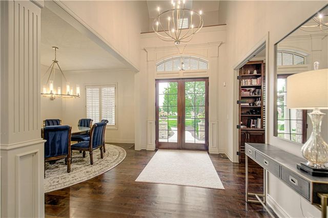 15925 King Street, Overland Park, KS 66221