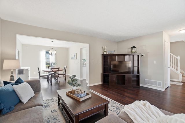 6695 Dietz Drive, Canal Winchester, OH 43110