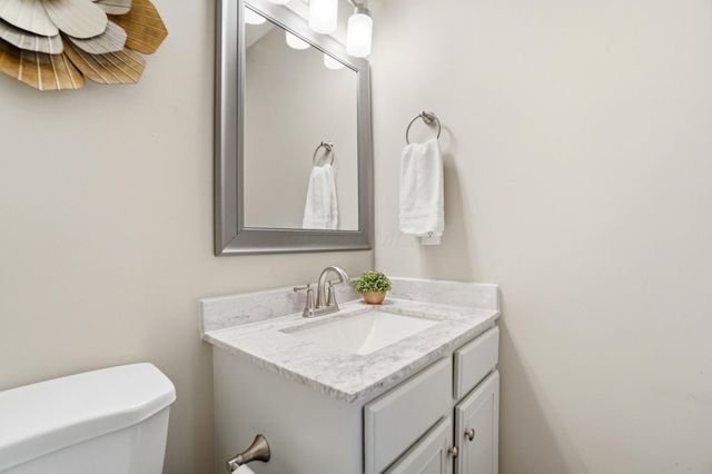 6695 Dietz Drive, Canal Winchester, OH 43110