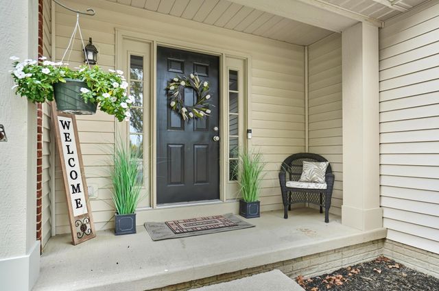 6695 Dietz Drive, Canal Winchester, OH 43110