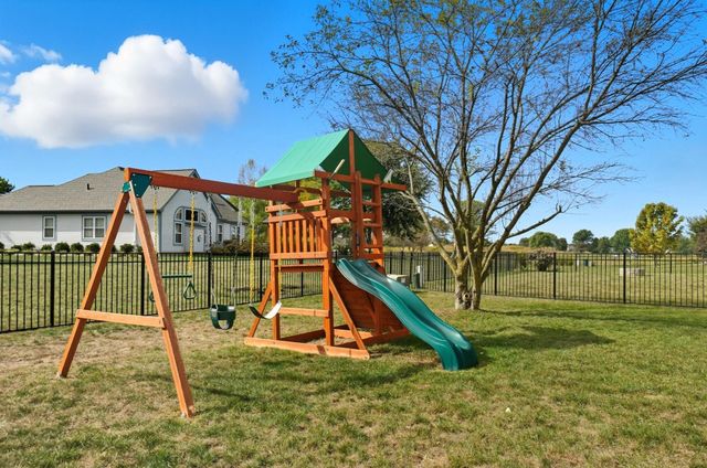 6695 Dietz Drive, Canal Winchester, OH 43110