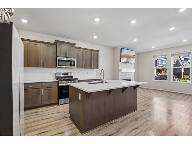 1966 Nw WESSEX St, Mc Minnville, OR 97128