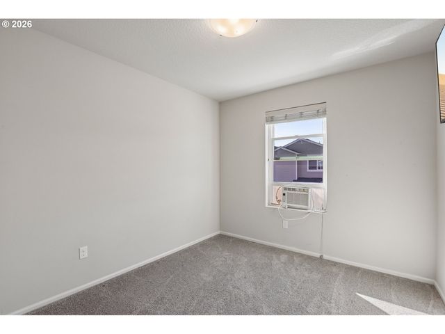 1966 Nw WESSEX St, Mc Minnville, OR 97128