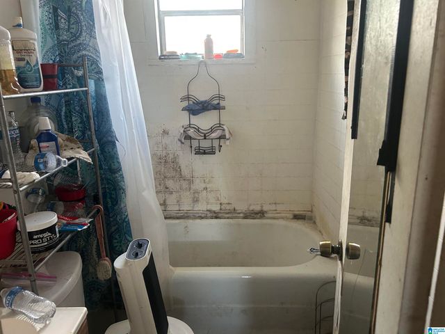 221 10TH COURT N, Birmingham, AL 35204