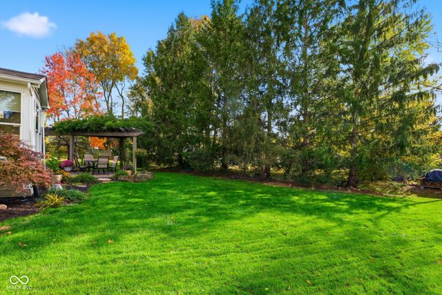 6327 Columbia Circle, Fishers, IN 46038