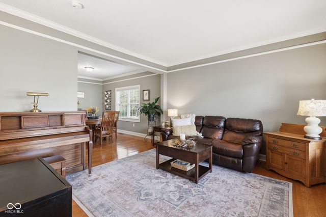 6327 Columbia Circle, Fishers, IN 46038