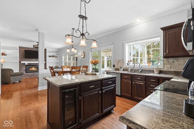 6327 Columbia Circle, Fishers, IN 46038