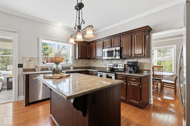 6327 Columbia Circle, Fishers, IN 46038