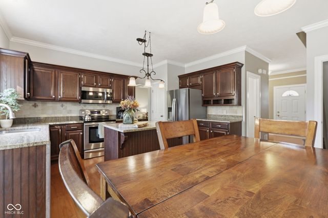 6327 Columbia Circle, Fishers, IN 46038