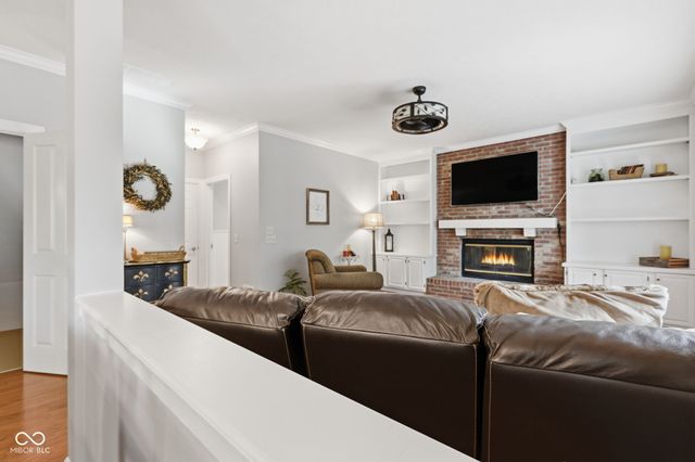 6327 Columbia Circle, Fishers, IN 46038