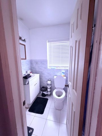 1500 NW 44th Street, Miami, FL 33142