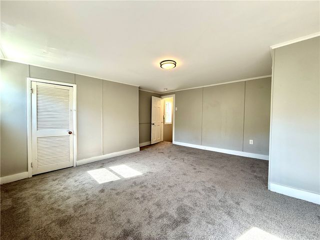 1931 Federal Street Ext, Perry Hilltop, PA 15214