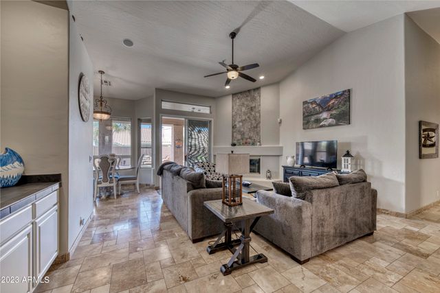 9407 E Maple Drive, Scottsdale, AZ 85255