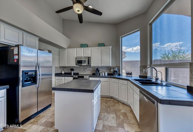 9407 E Maple Drive, Scottsdale, AZ 85255