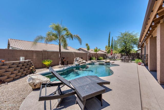 9407 E Maple Drive, Scottsdale, AZ 85255