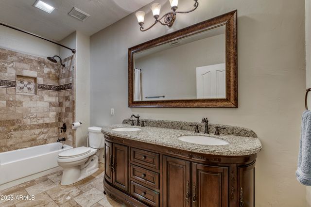 9407 E Maple Drive, Scottsdale, AZ 85255