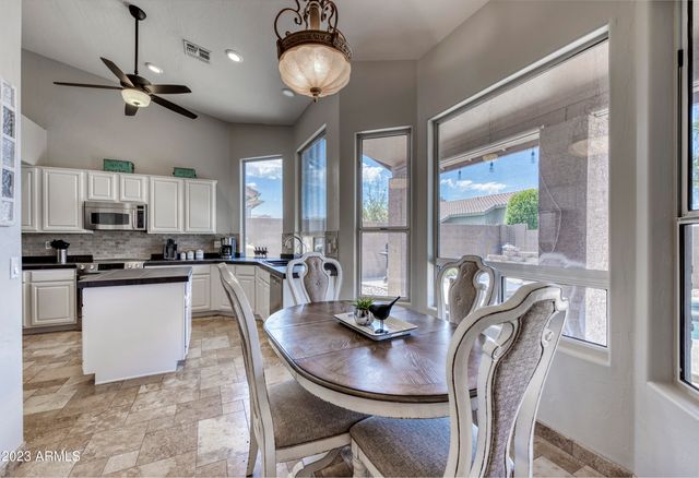 9407 E Maple Drive, Scottsdale, AZ 85255