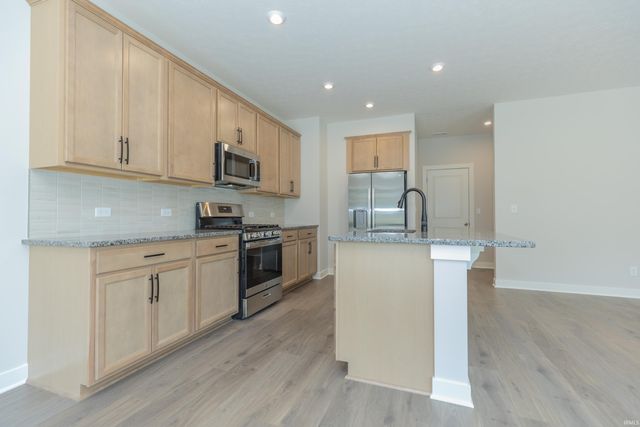 11317 Goshen Drive, Evansville, IN 47725
