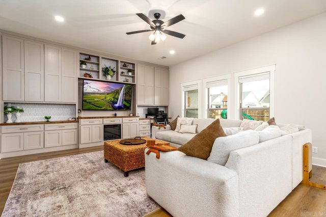 25 Dandelion, Greenbrier, AR 72058