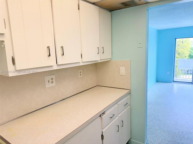 428 SW 5th Ave 404, Miami, FL 33130