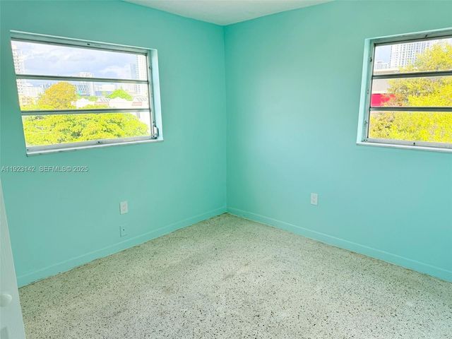 428 SW 5th Ave 404, Miami, FL 33130