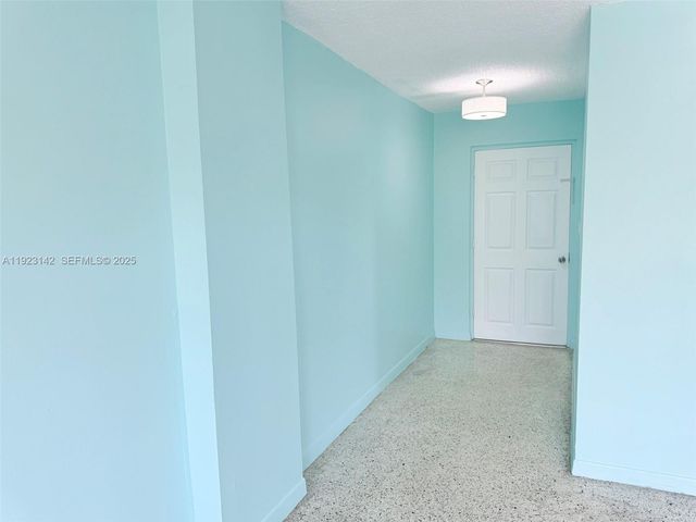 428 SW 5th Ave 404, Miami, FL 33130