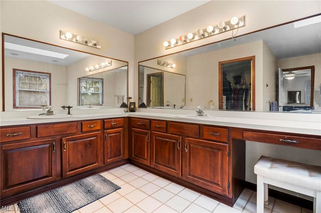 8005 Hansom Place, Concord Twp, OH 44060