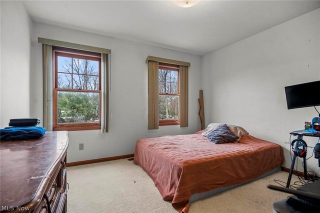 8005 Hansom Place, Concord Twp, OH 44060