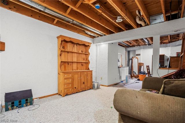 8005 Hansom Place, Concord Twp, OH 44060