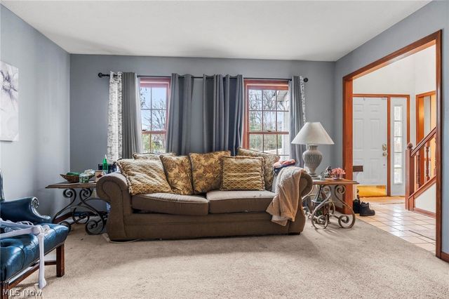 8005 Hansom Place, Concord Twp, OH 44060