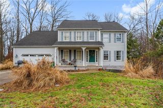 8005 Hansom Place, Concord Twp, OH 44060