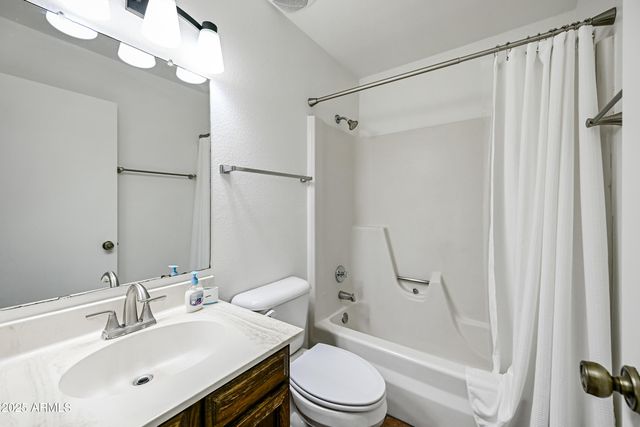 1252 E El Parque Drive, Tempe, AZ 85282