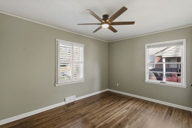 4881 AMBOY RD, Memphis, TN 38117