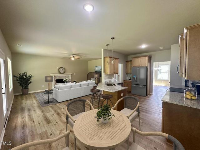 437 Earnest Way, Kenly, NC 27542