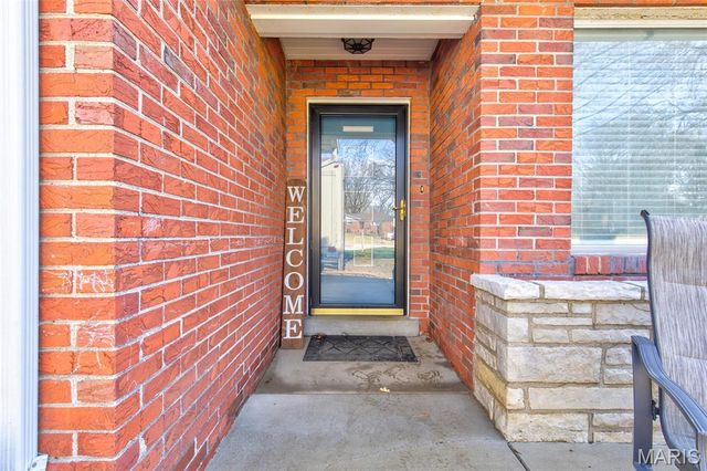 140 S 9th Street, East Alton, IL 62024