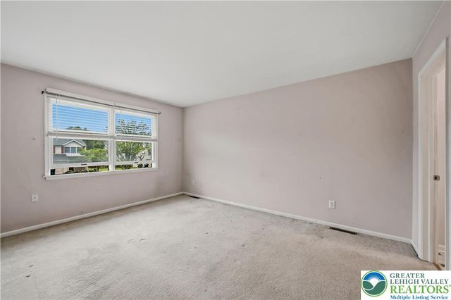 5507 Jaclyn Lane, Hanover Twp, PA 18017