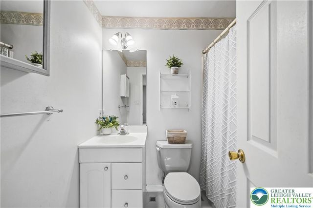 5507 Jaclyn Lane, Hanover Twp, PA 18017