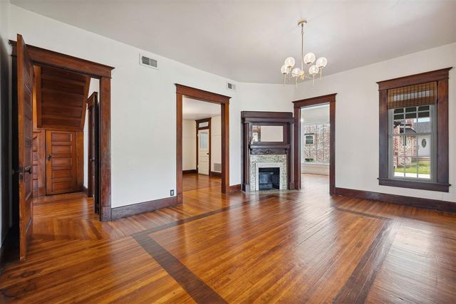 811 S Barker Avenue, El Reno, OK 73036