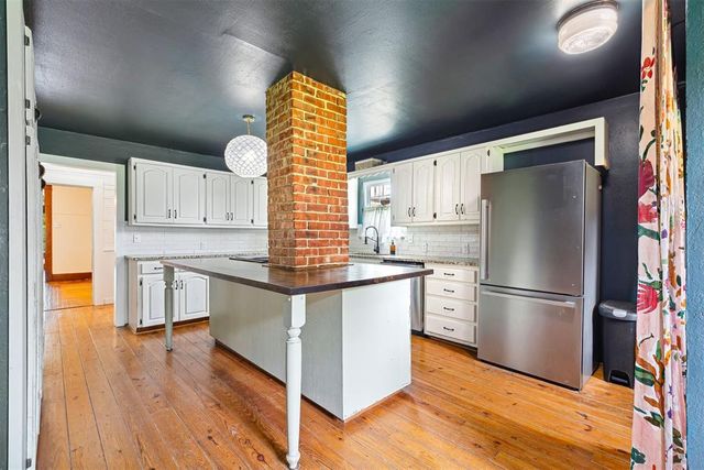 811 S Barker Avenue, El Reno, OK 73036