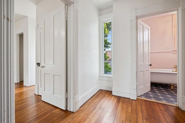 811 S Barker Avenue, El Reno, OK 73036