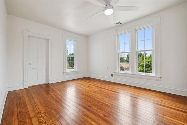 811 S Barker Avenue, El Reno, OK 73036