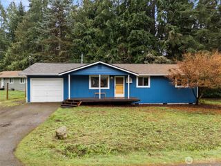 22270 Sunridge Way NE, Poulsbo, WA 98370