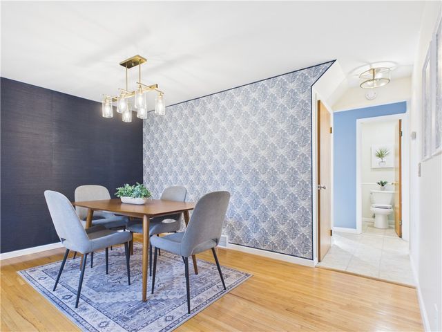 39 Wind Mill Road, Pittsford, NY 14534