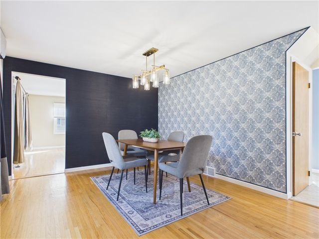 39 Wind Mill Road, Pittsford, NY 14534