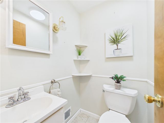 39 Wind Mill Road, Pittsford, NY 14534