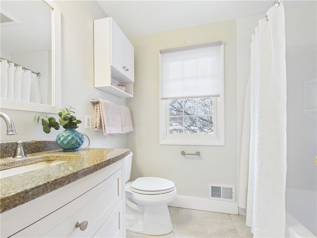 39 Wind Mill Road, Pittsford, NY 14534