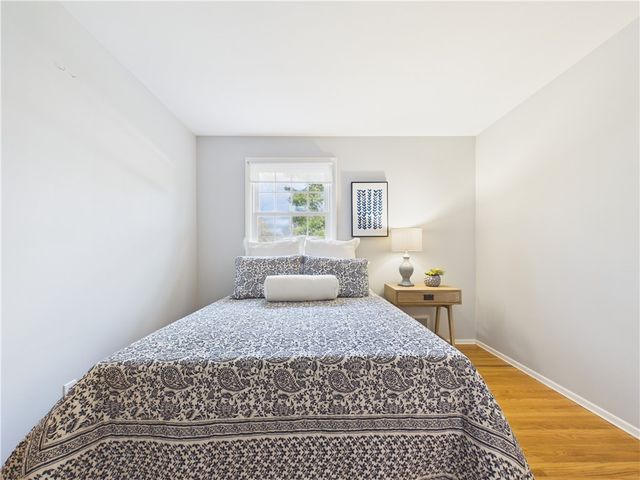 39 Wind Mill Road, Pittsford, NY 14534