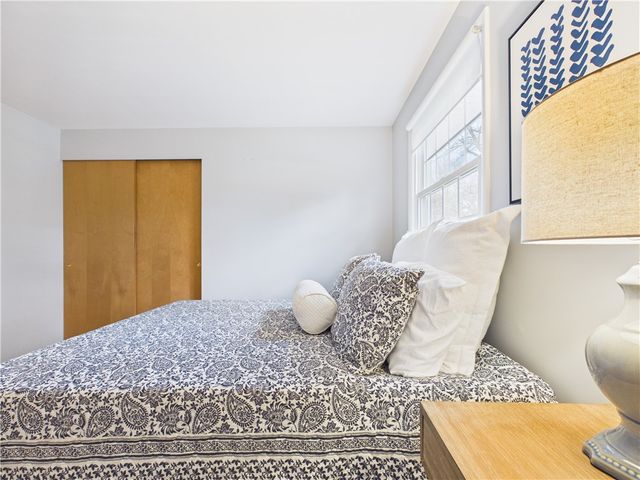 39 Wind Mill Road, Pittsford, NY 14534