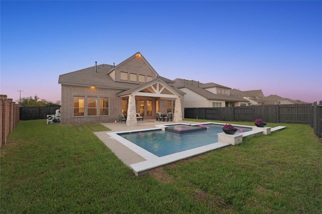 13113 Wintery Tide Drive, La Marque, TX 77568
