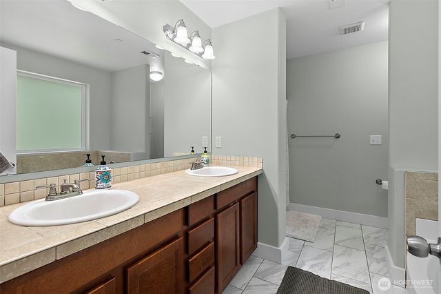 11005 179th Avenue Ct E, Bonney Lake, WA 98391